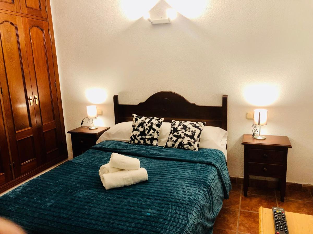 Low Cost Rooms Malaga River Εξωτερικό φωτογραφία
