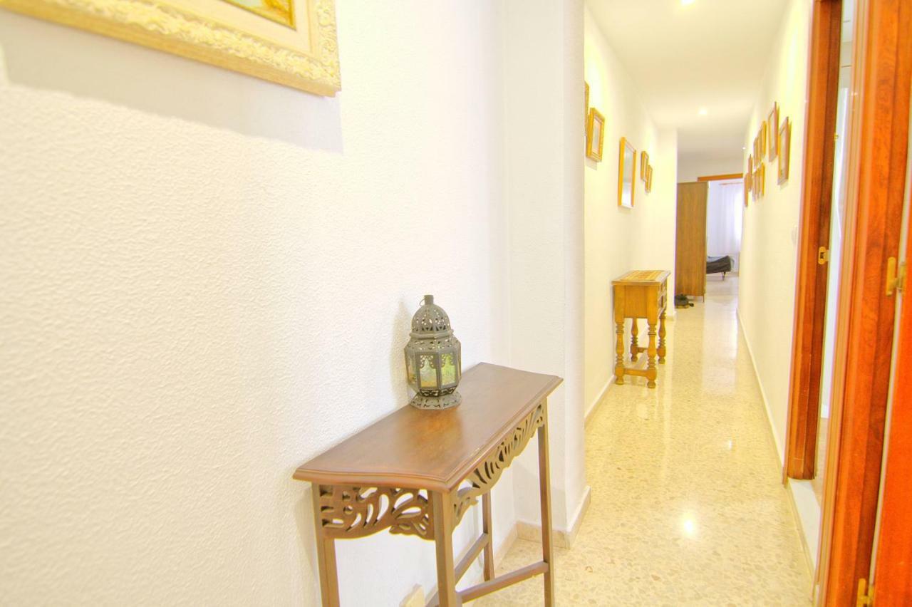 Low Cost Rooms Malaga River Εξωτερικό φωτογραφία